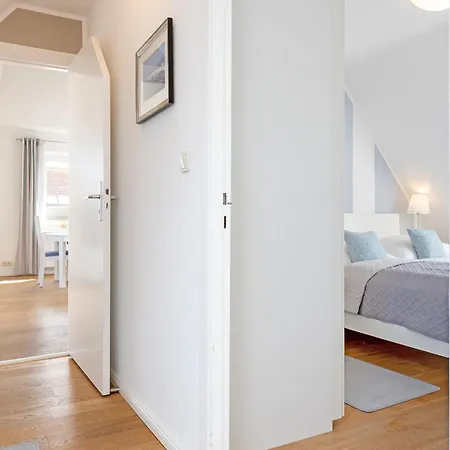 Strandallee 128- Seesternchen